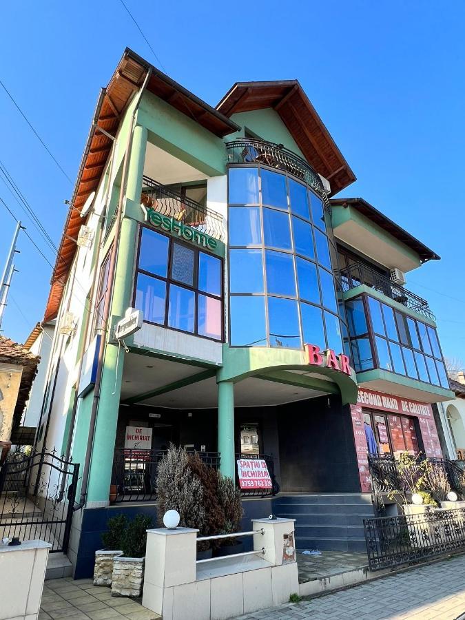 Garsoniera Daniela Apartment Călimăneşti Exterior foto
